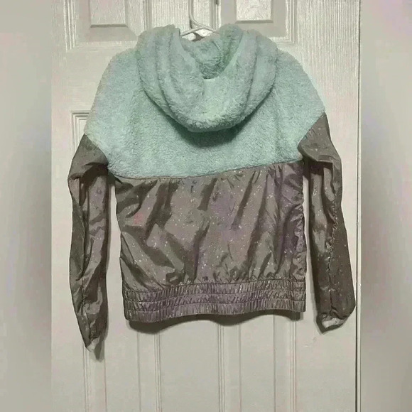 NIKE 6X(L) Little Girl Colorful Hoodie - Picture 2 of 7